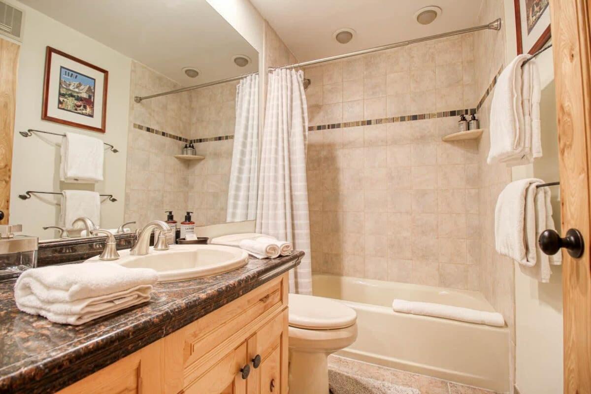 Unit 520 - 3Br Condo With Balcony Views Ейвон Екстер'єр фото